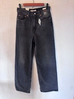 🆕 NWT Levi’s Ribcage Wide Leg Jeans 28x34